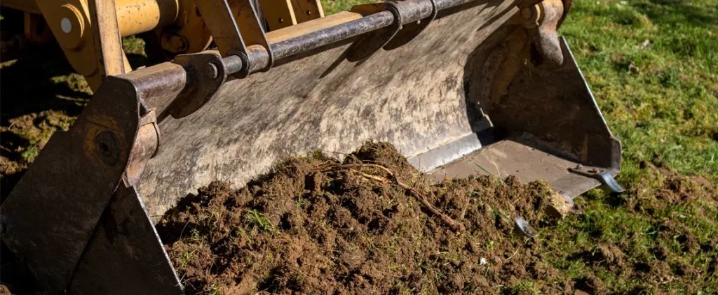 DIY Land Clearing vs. Hiring Pros: Cost Comparison & Methods DIY land clearing vs hiring pros